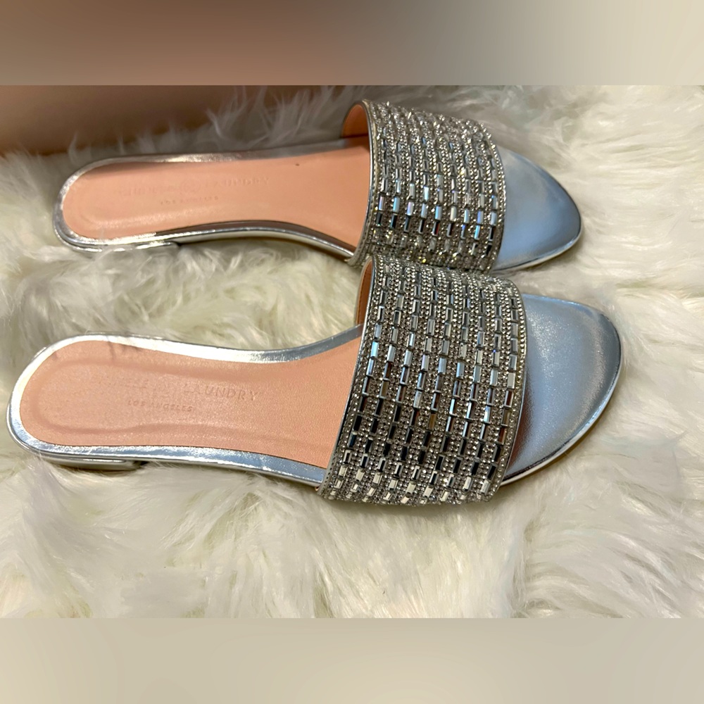 Chinese Laundry Sandals